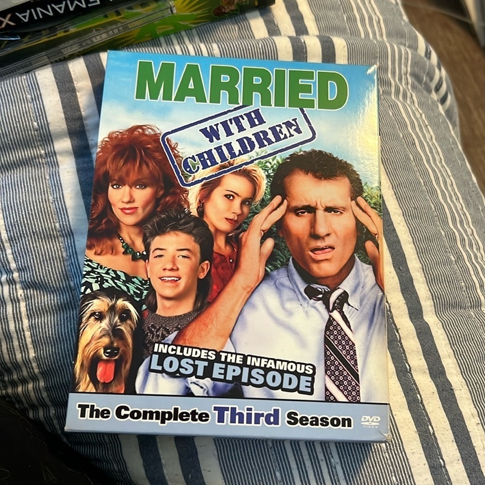 Married with Children Season Three 3 Disc DVD Set
